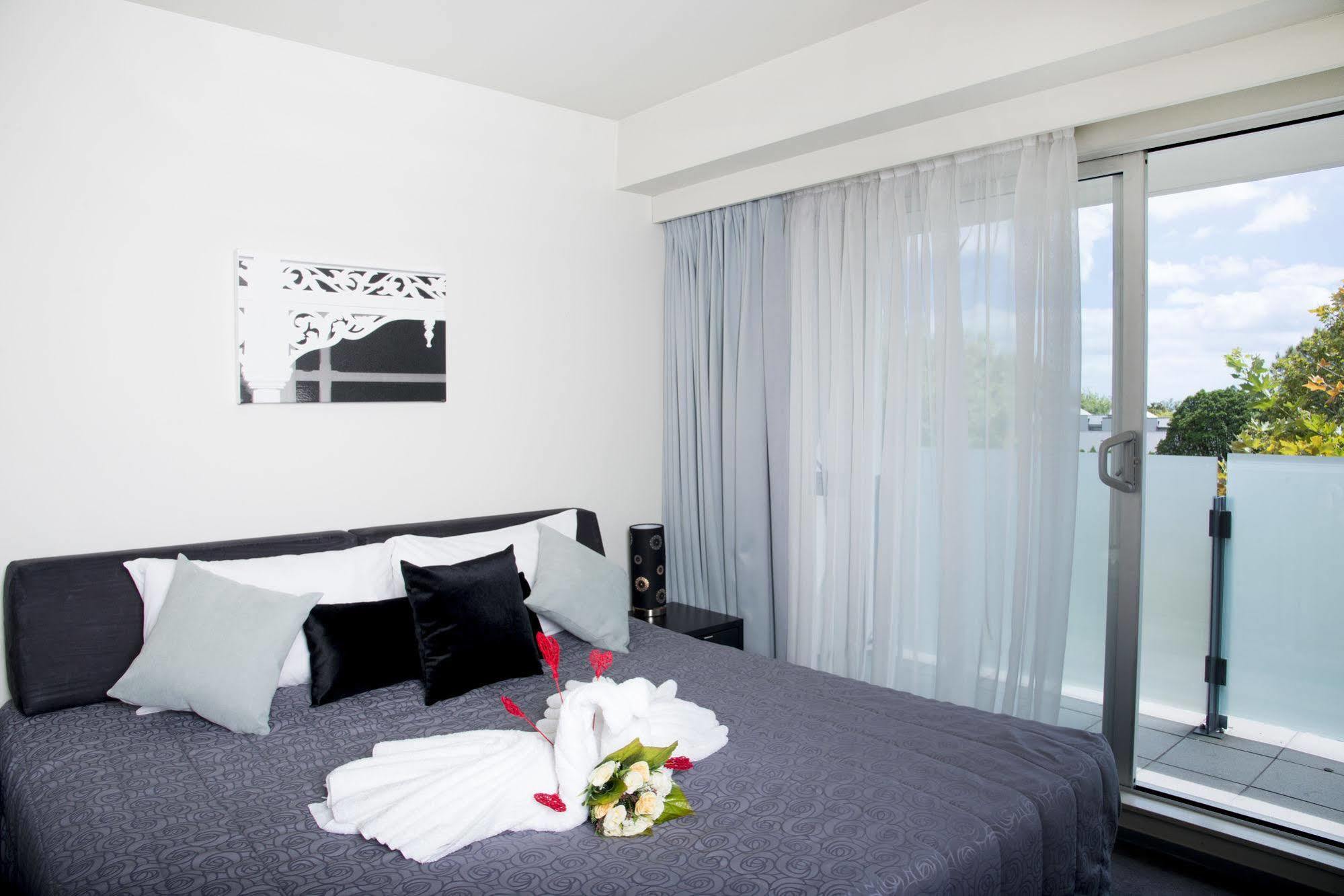 เควสท์ พอนซันบาย เซอร์วิส อพาร์ตเมนท์ Aparthotel โอ๊คแลนด์ ภายนอก รูปภาพ