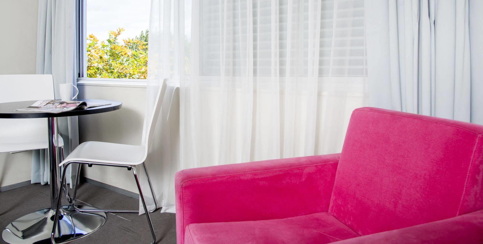 เควสท์ พอนซันบาย เซอร์วิส อพาร์ตเมนท์ Aparthotel โอ๊คแลนด์ ภายนอก รูปภาพ